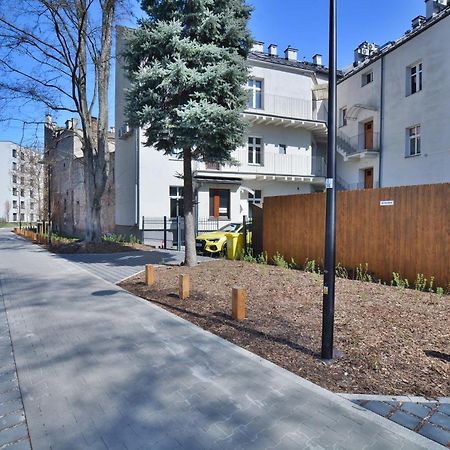 Jacuzzi Apartments - Red Krasków Exterior foto