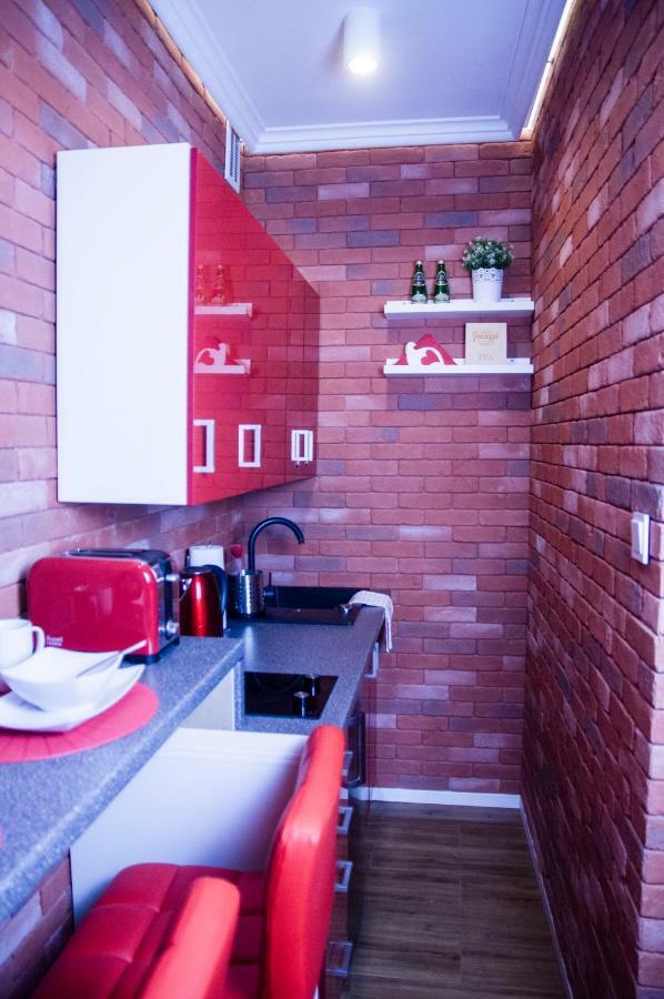 Jacuzzi Apartments - Red Krasków Exterior foto